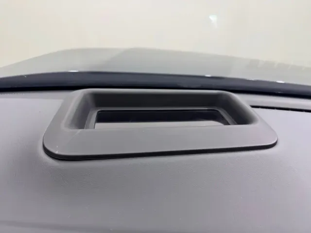 Li Auto L8 — Фото автомобиля 15