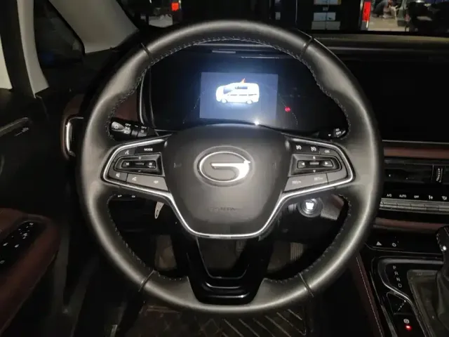 GAC Trumpchi M6 — Фото автомобиля 15