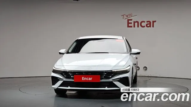 Hyundai AVANTE Новый Avante (CN7) — Фото автомобиля 3