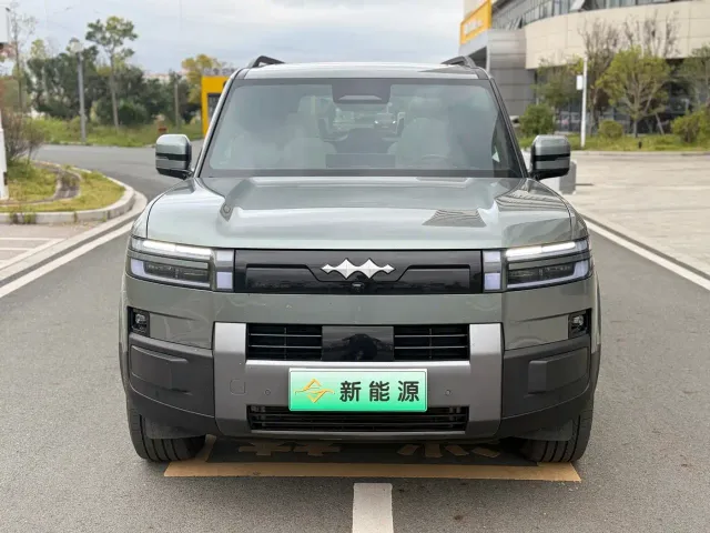 BYD FangChengBao Titanium 7 — Фото автомобиля 2