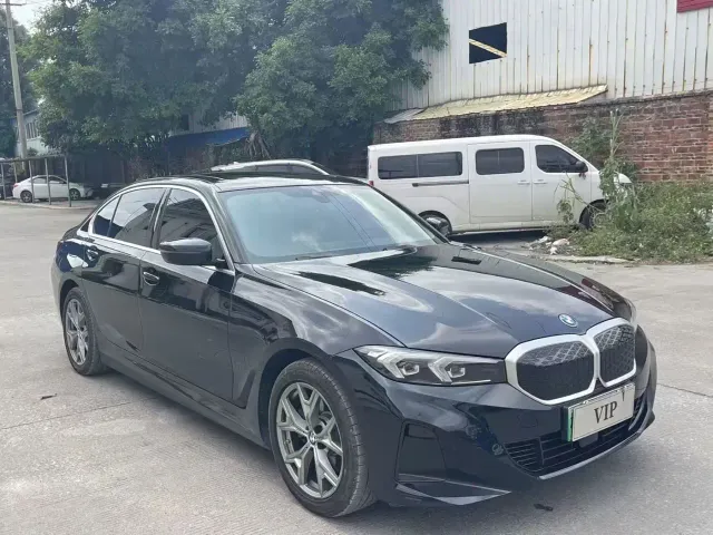 BMW i3 — Фото автомобиля 2