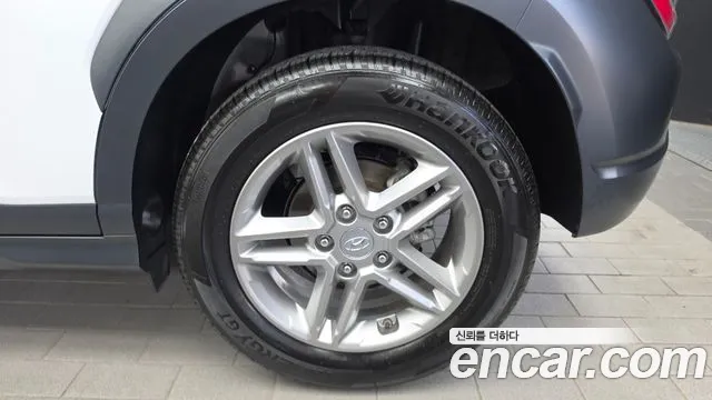 Hyundai Kona New — Фото автомобиля 6