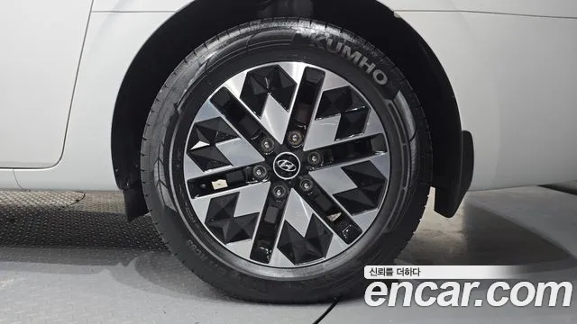 Hyundai Staria — Фото автомобиля 6
