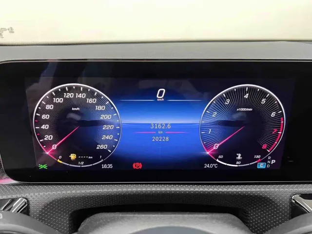 Mercedes-Benz A-Class — Фото автомобиля 23