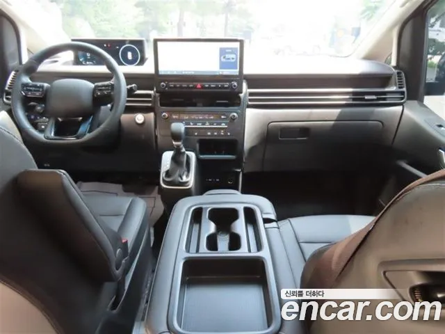 Hyundai Staria Staria (New) — Фото автомобиля 15