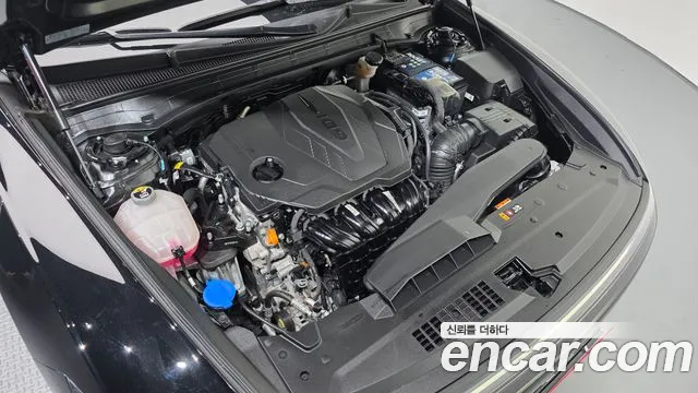 Hyundai Grandeur Grandeur (GN7) 2.5 Бензин 2WD — Фото автомобиля 6
