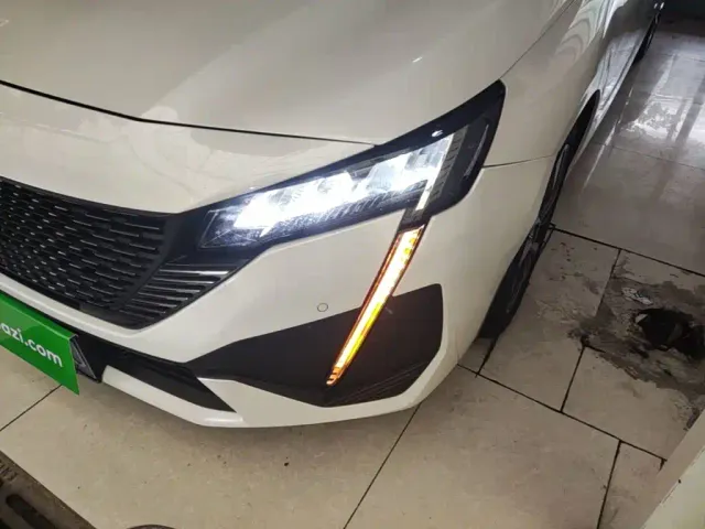 Peugeot 408 — Фото автомобиля 23