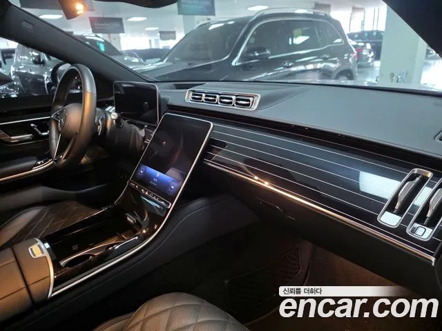 Mercedes-Benz S-Class — Фото автомобиля 13