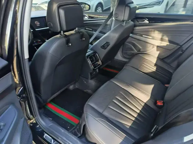 Volkswagen Passat — Фото автомобиля 5
