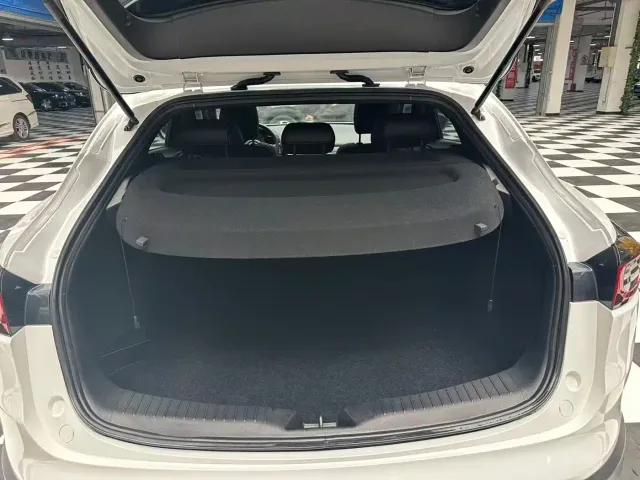 Mazda CX-4 — Фото автомобиля 10