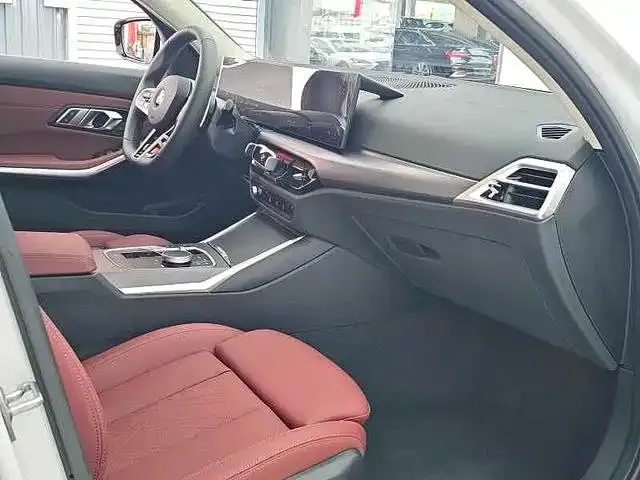 BMW 3 Series — Фото автомобиля 12