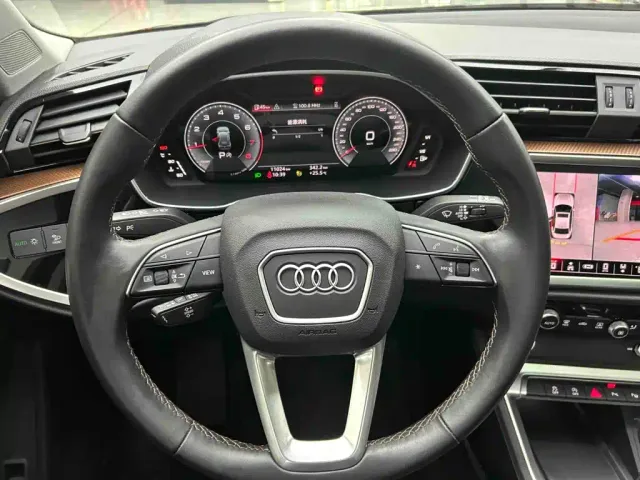 Audi Q3 — Фото автомобиля 8