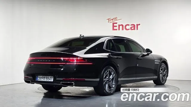 Genesis G90 Бензин 3.5 турбо AWD — Фото автомобиля 2
