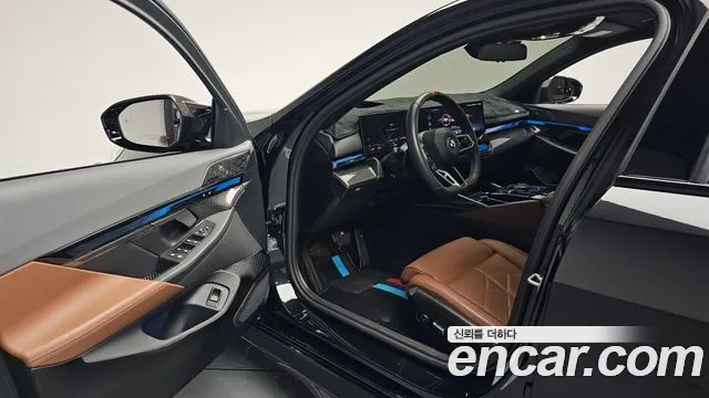 BMW i5 — Фото автомобиля 9