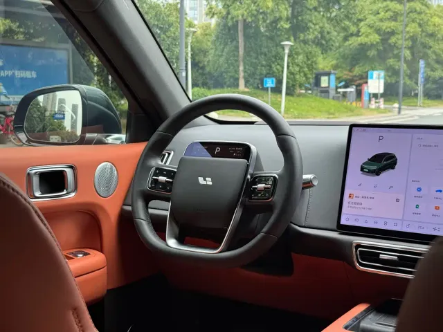Li Auto Li Auto L6 2024 Pro — Фото автомобиля 8