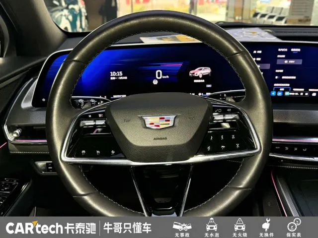Cadillac XT5 — Фото автомобиля 16