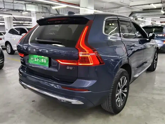Volvo XC60 — Фото автомобиля 6