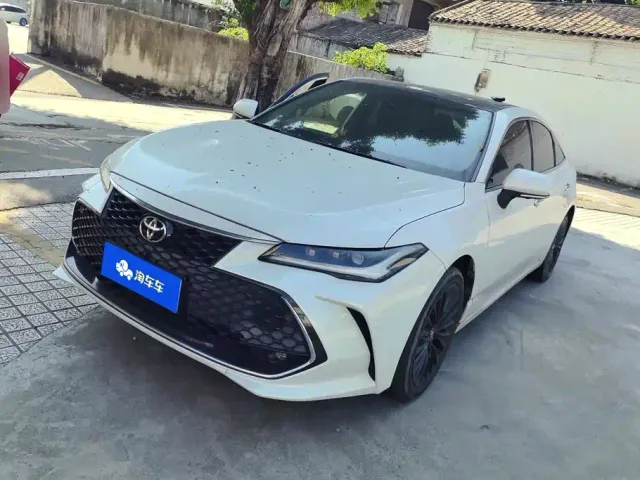 Фотография автомобиля — Toyota Avalon