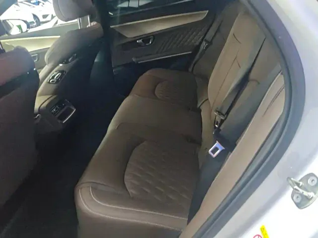 BYD Han — Фото автомобиля 11