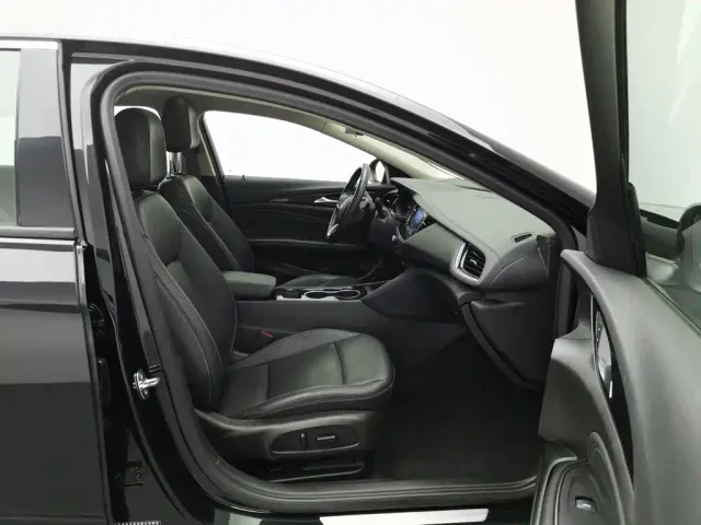 Buick Regal — Фото автомобиля 23