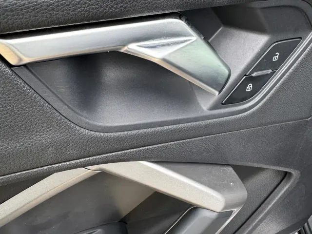 Audi Q3 — Фото автомобиля 14