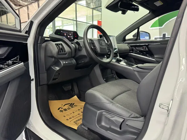 Toyota BoZhi 4X — Фото автомобиля 7