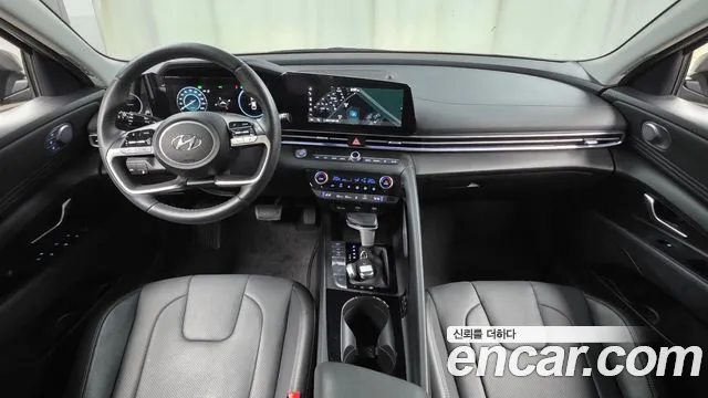 Hyundai Avante — Фото автомобиля 10
