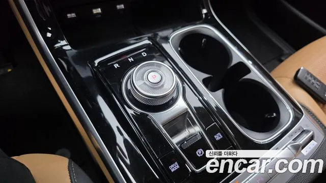 Kia Canival Carnival 4 поколение Дизель 9 мест Signature — Фото автомобиля 8