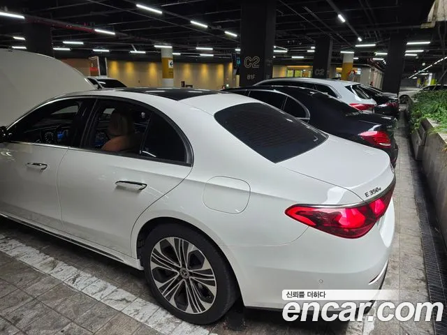 Mercedes-Benz E-Class W214 — Фото автомобиля 2