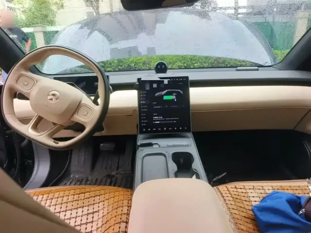 Nio ET5 Touring — Фото автомобиля 5