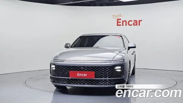 Hyundai Grandeur Grandeur (GN7) 2.5 Бензин 2WD — Фото автомобиля 3