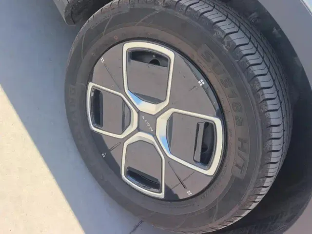 GAC Aion UT — Фото автомобиля 6
