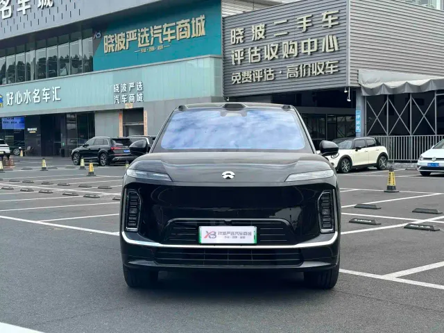 Фотография автомобиля — Nio ES9