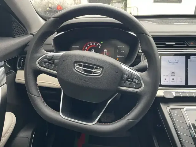 Geely Boyue — Фото автомобиля 2
