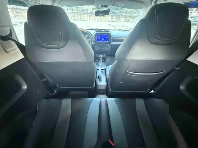 Roewe Clever — Фото автомобиля 9