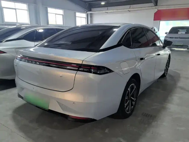 GAC Aion S MAX — Фото автомобиля 6