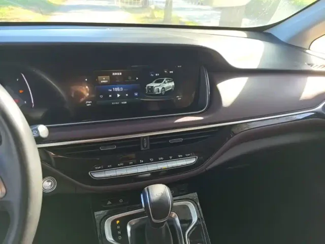 GAC Trumpchi M6 — Фото автомобиля 12