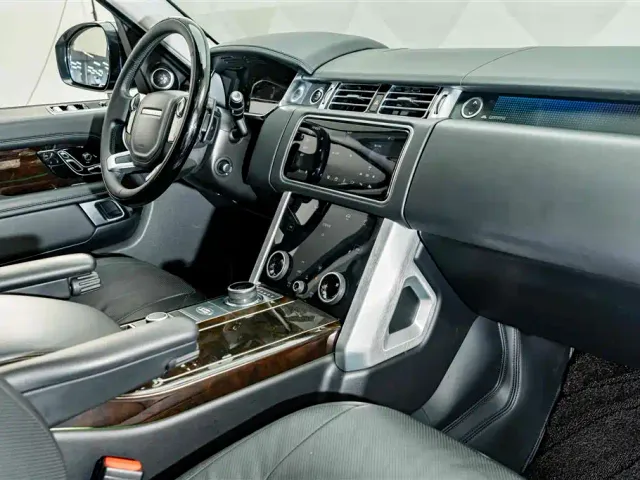 Land Rover Range Rover — Фото автомобиля 19