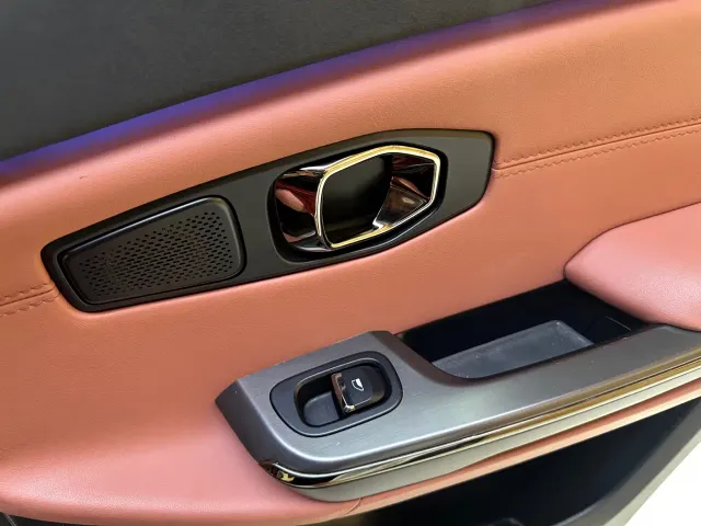 Nio EC6 — Фото автомобиля 10
