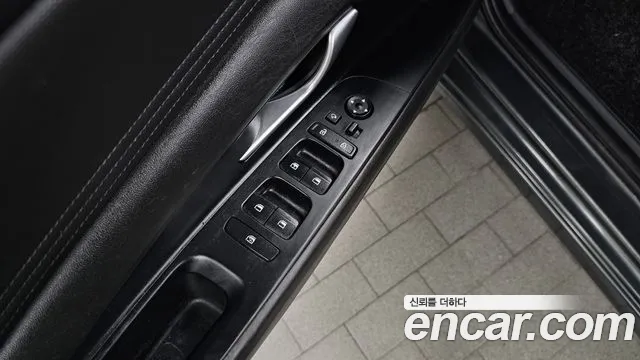 Hyundai AVANTE Avante (CN7) — Фото автомобиля 23