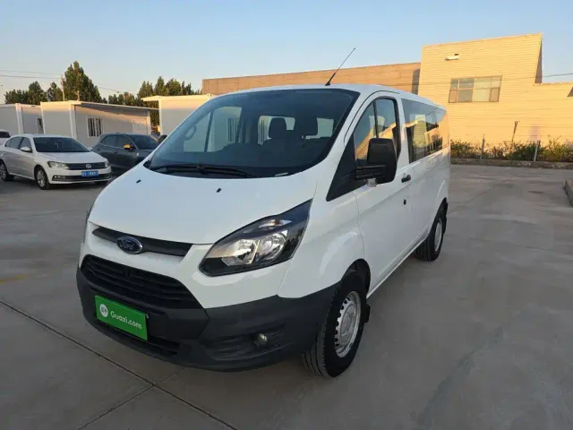 Фотография автомобиля — Ford Transit