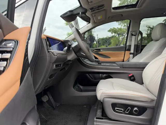 GAC Trumpchi M8 — Фото автомобиля 7