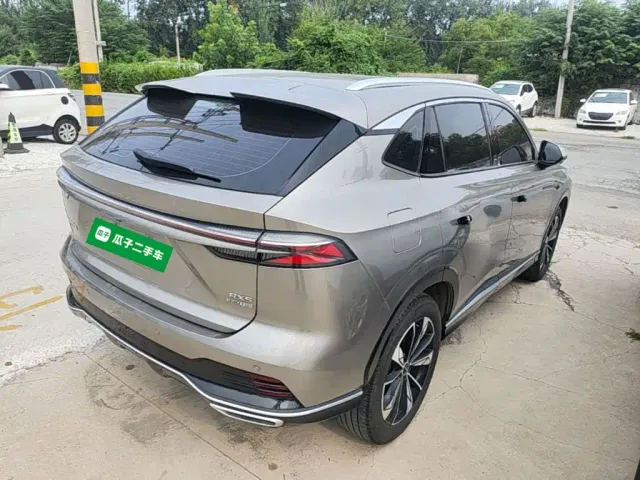 Roewe RX5 — Фото автомобиля 6