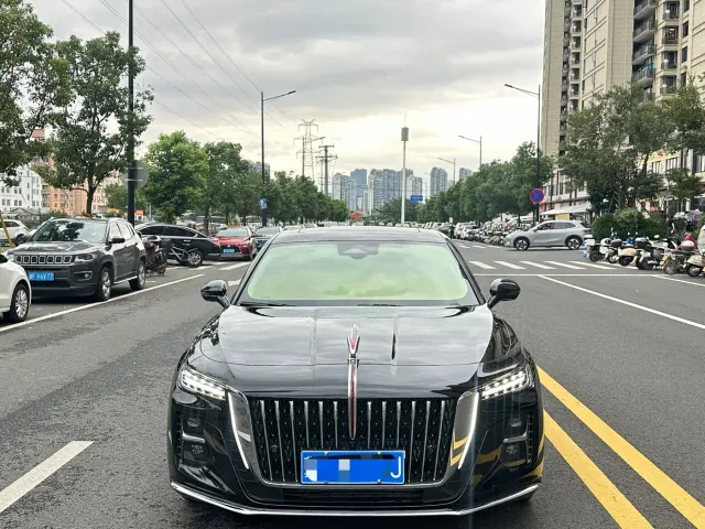 Hongqi H5 — Фото автомобиля 2