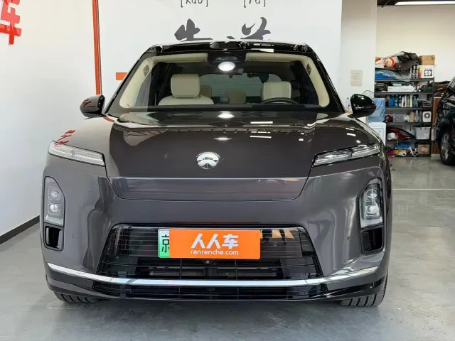 Nio ES8 — Фото автомобиля 2