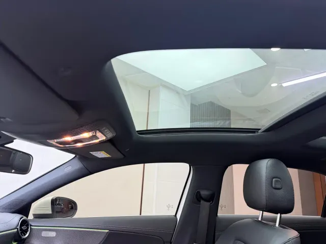 Mercedes-Benz A-Class — Фото автомобиля 14