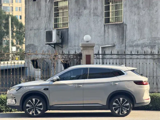 BYD Song PLUS — Фото автомобиля 7