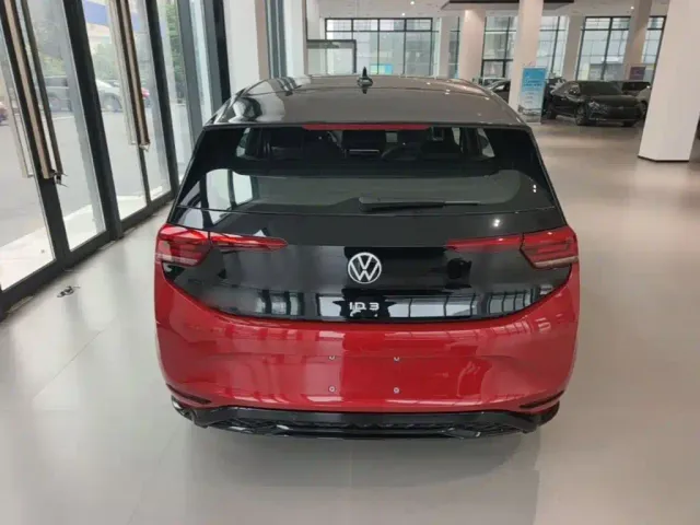 Volkswagen ID.3 — Фото автомобиля 5