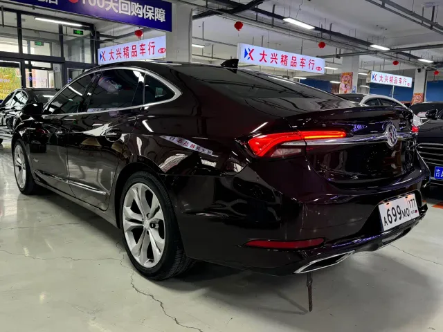 Buick LaCrosse — Фото автомобиля 5