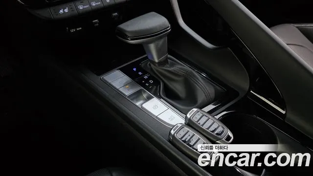 Hyundai Avante CN7 — Фото автомобиля 9